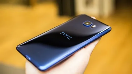 HTC U11'in Başına Gelenler Pişmiş Tavuğun Başına Gelmez!