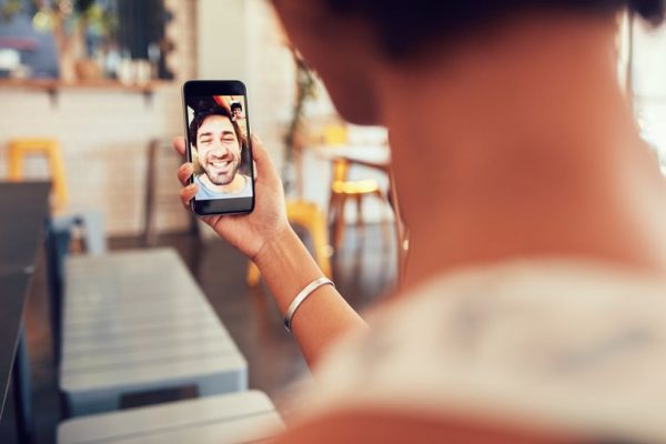 Facetime'daki Açık Ne? Facetime'daki Açık Ne?