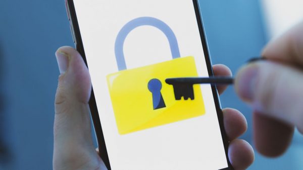 VPN Nedir, Nasıl Kurmalıyız ve Neden Kullanmalıyız? VPN Nedir, Nasıl Kurmalıyız ve Neden Kullanmalıyız?